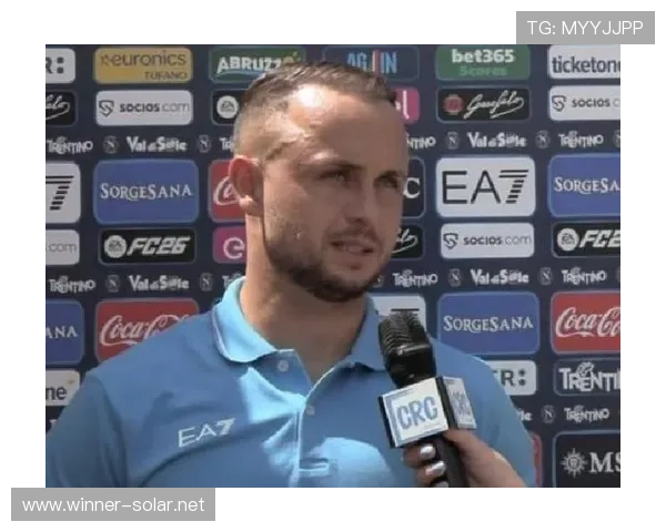 洛博特卡续约：那不勒斯的新核心